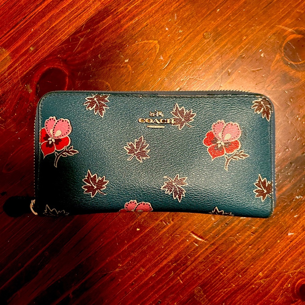 Coach wallet